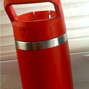 YETI Red Rambler Jr Thermos